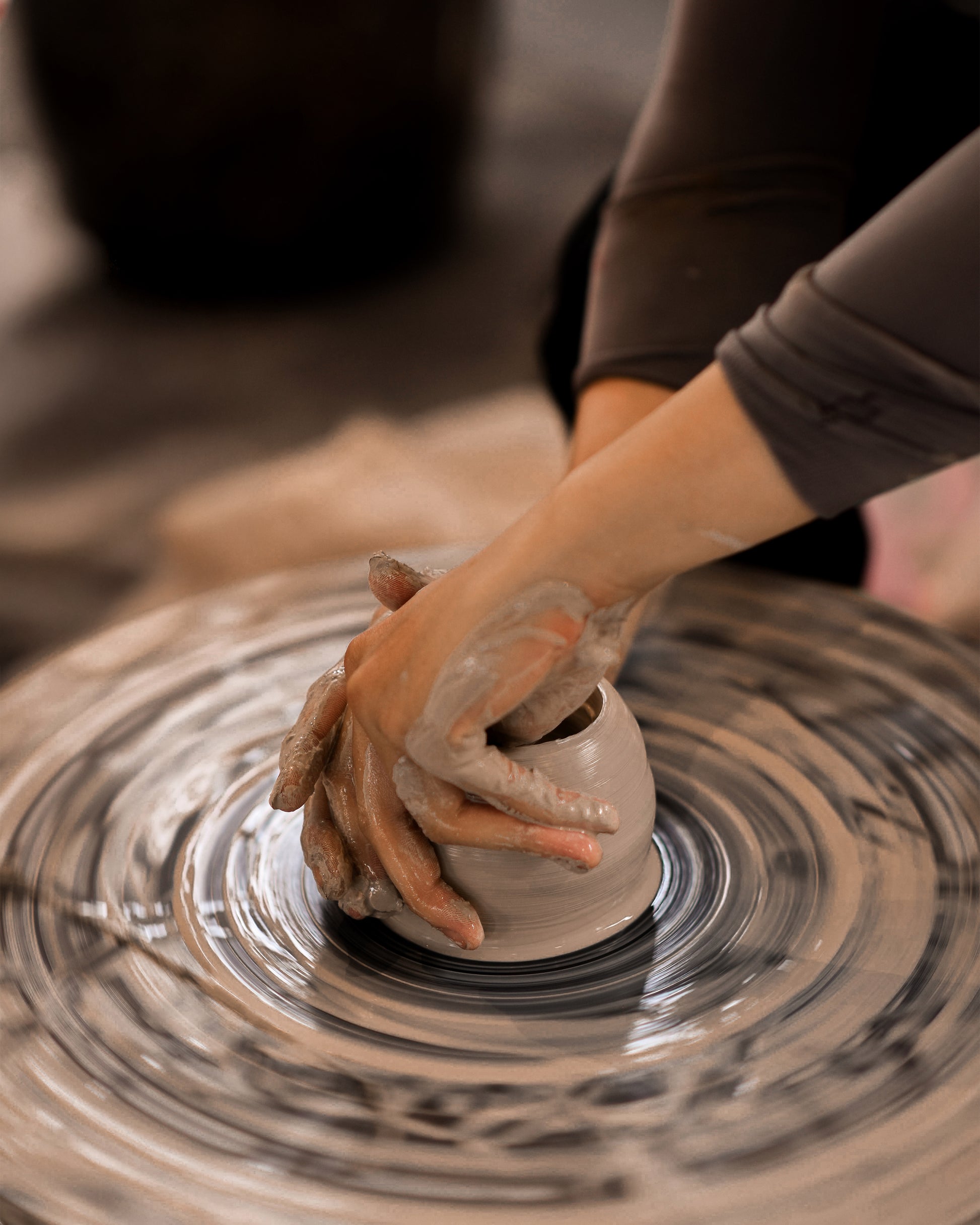 Tournage, tour, poterie, céramique, atelier soyo